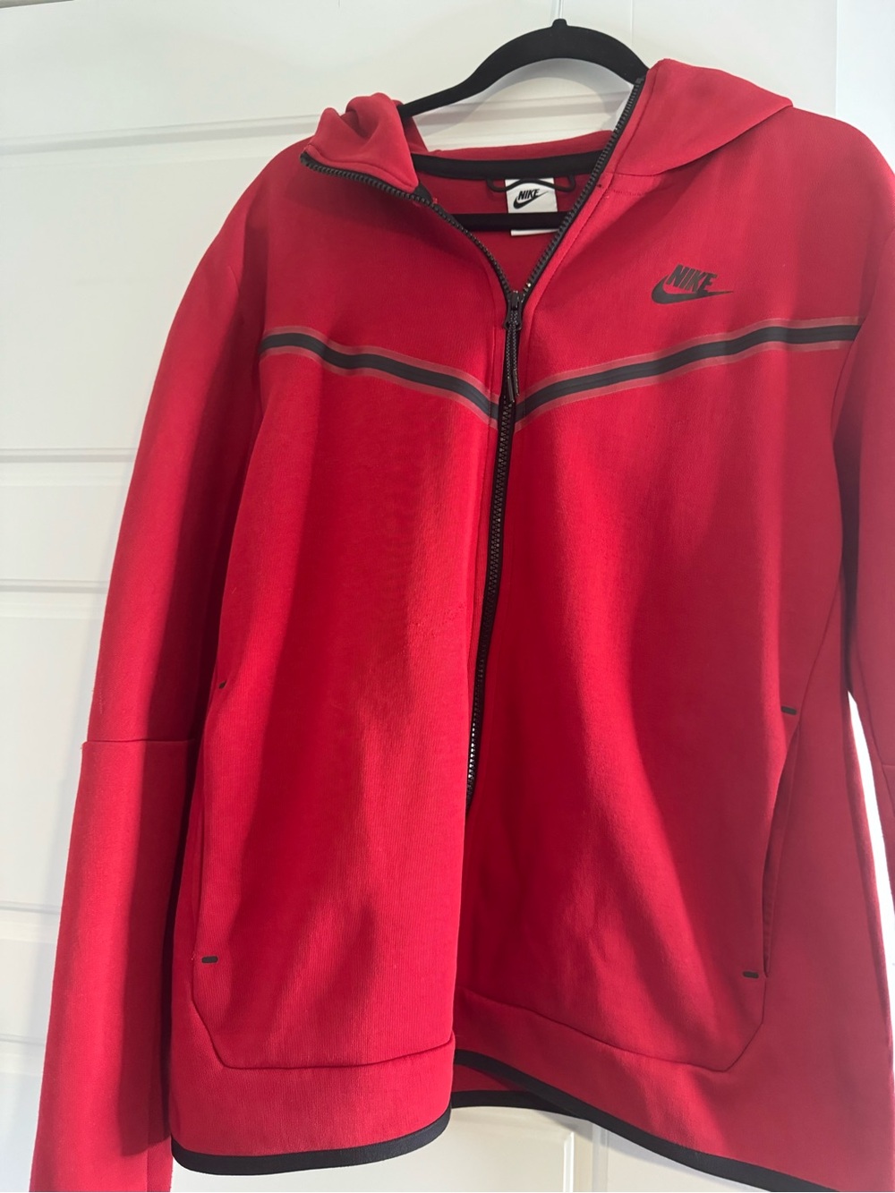 Women’s Nike Red Tech Fleece Full-Zip Hoodie and Matching Sweatpants Set - Picture 2 of 16